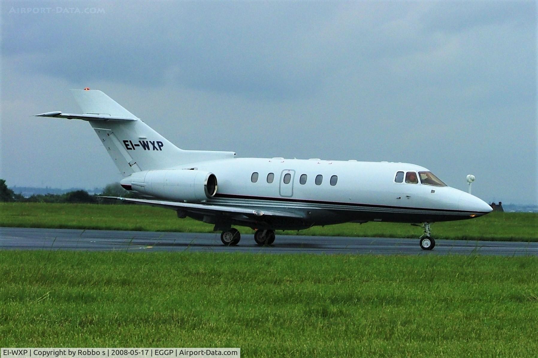 EI-WXP, 1998 Raytheon Hawker 800XP C/N 258382, EI-WXP at Liverpool John Lennon Airport.