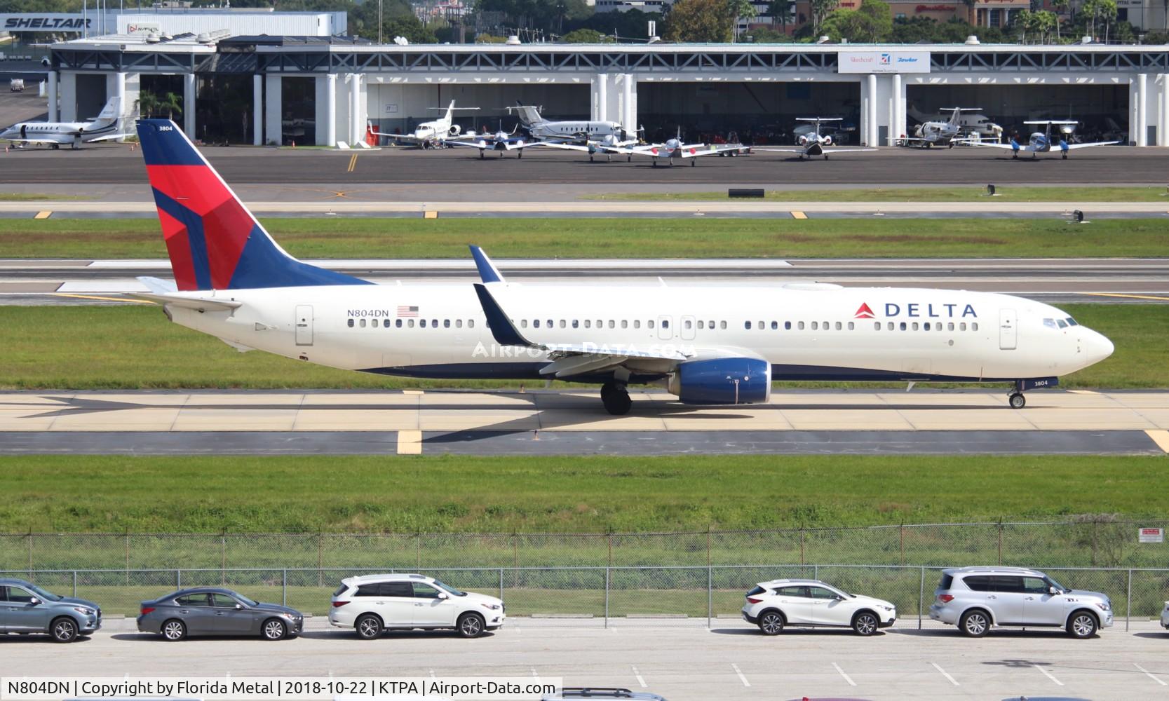 N804DN, 2013 Boeing 737-932/ER C/N 31918, TPA spotting 2018