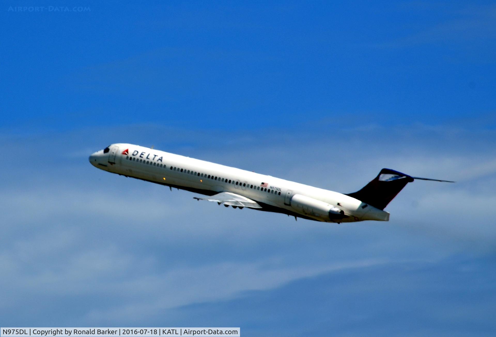 N975DL, 1991 McDonnell Douglas MD-88 C/N 53243, Takeoff Atlanta