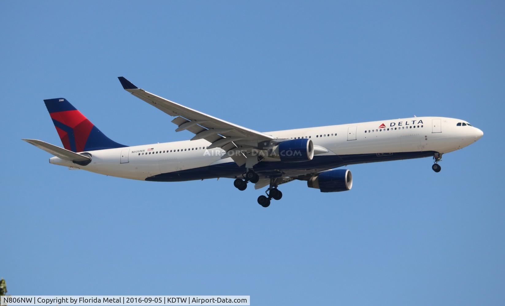 N806NW, 2004 Airbus A330-323 C/N 578, DTW spotting 2016