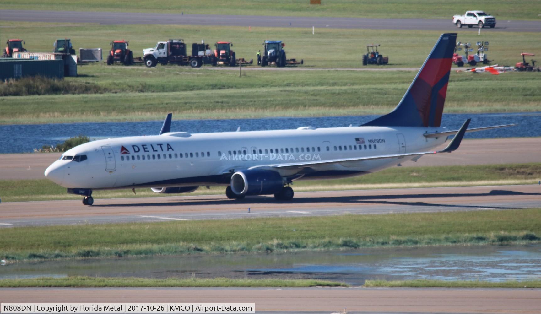 N808DN, 2013 Boeing 737-932/ER C/N 31920, MCO spotting 2017