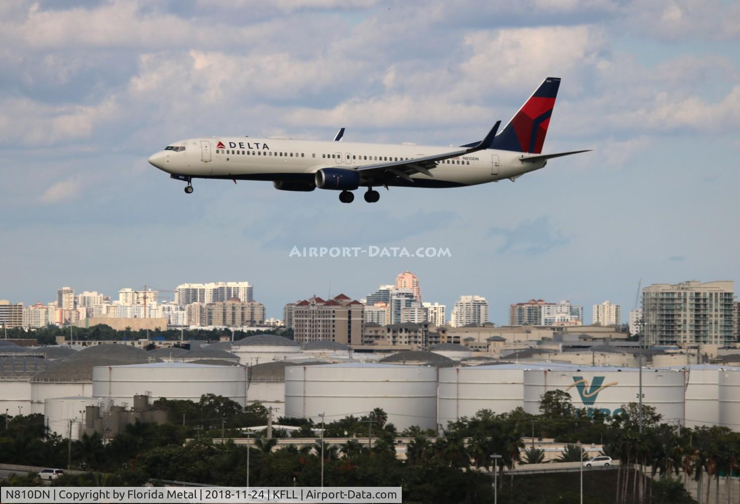 N810DN, 2013 Boeing 737-932/ER C/N 31922, FLL spotting 2018
