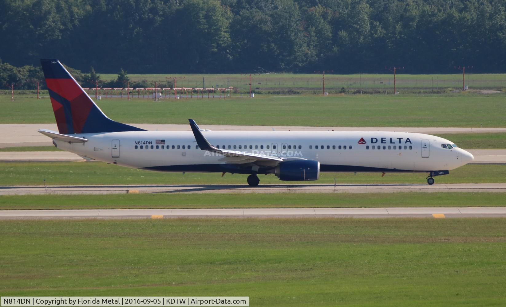 N814DN, 2014 Boeing 737-932/ER C/N 31924, DTW spotting 2016