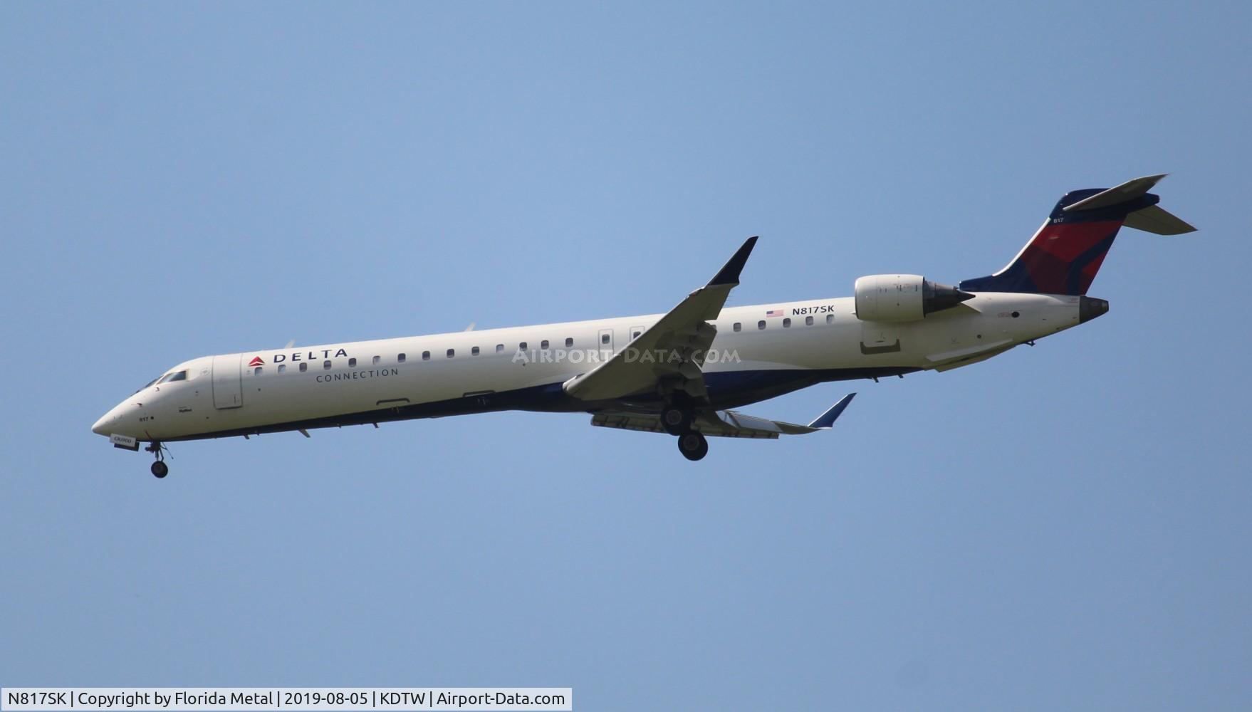 N817SK, 2006 Bombardier CRJ-900ER (CL-600-2D24) C/N 15107, DTW spotting 2019