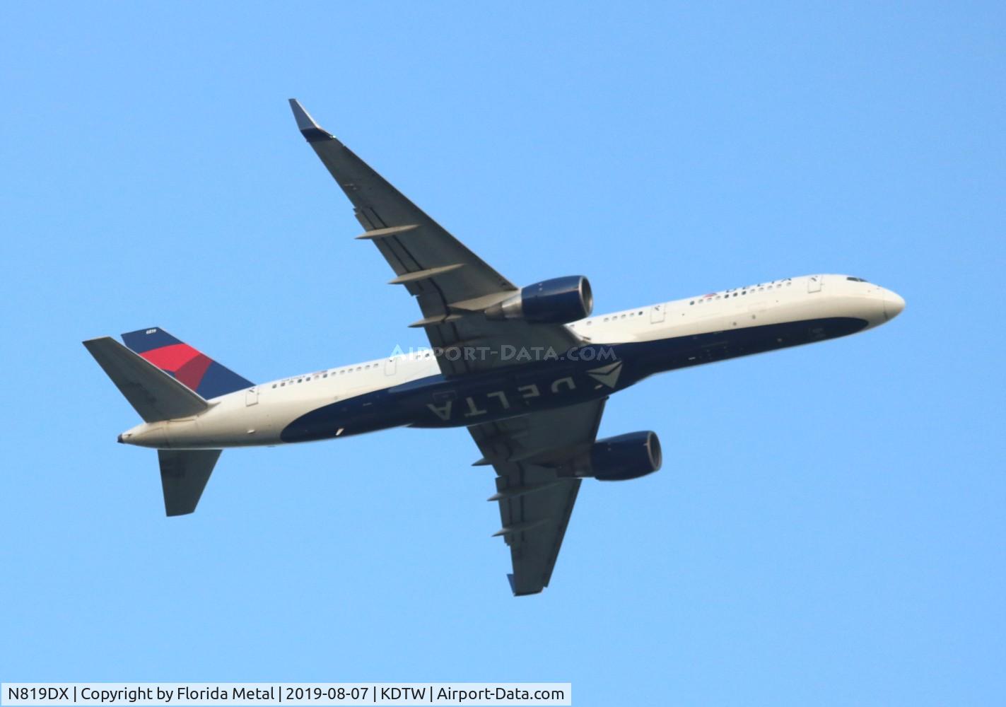 N819DX, 2004 Boeing 757-26D C/N 33959, DTW spotting 2019