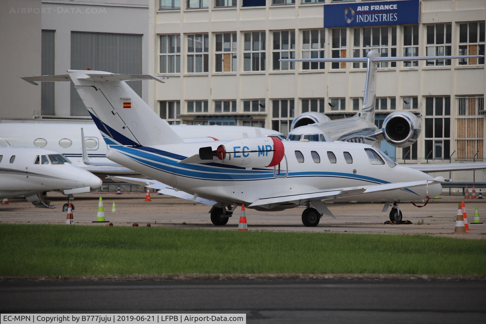 EC-MPN, 2000 Cessna 525 CitationJet CJ1 C/N 525-0396, at Le-Bourget