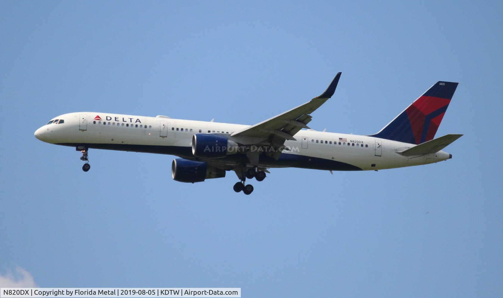 N820DX, 2004 Boeing 757-26D C/N 33960, DTW spotting 2019