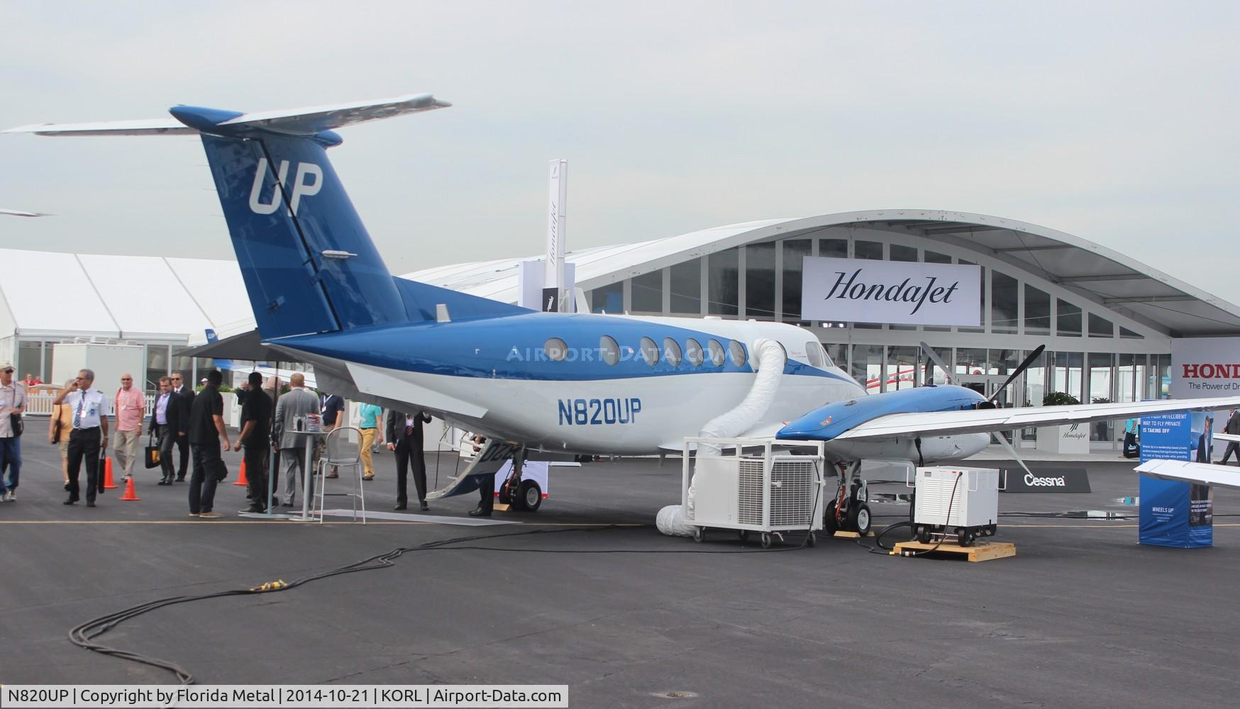 N820UP, 2014 Beechcraft B350i King Air C/N FL-905, NBAA ORL 2014