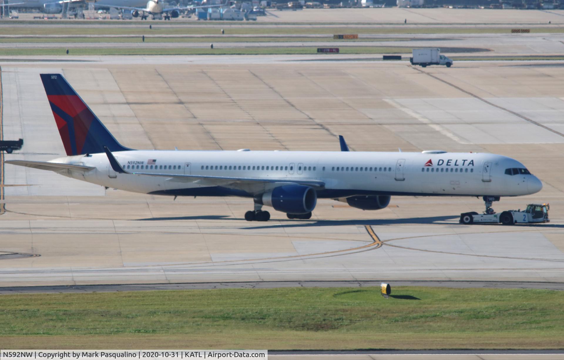 N592NW, 2003 Boeing 757-351 C/N 32992, Boeing 757-351