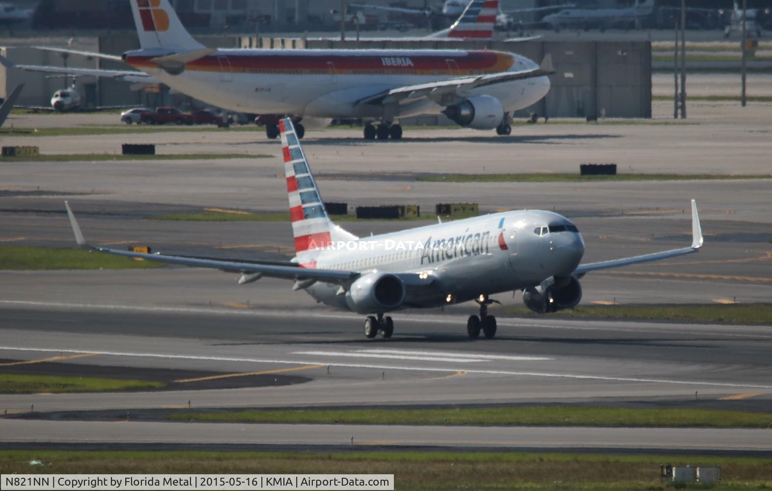 N821NN, 2009 Boeing 737-823 C/N 30912, MIA spotting 2015
