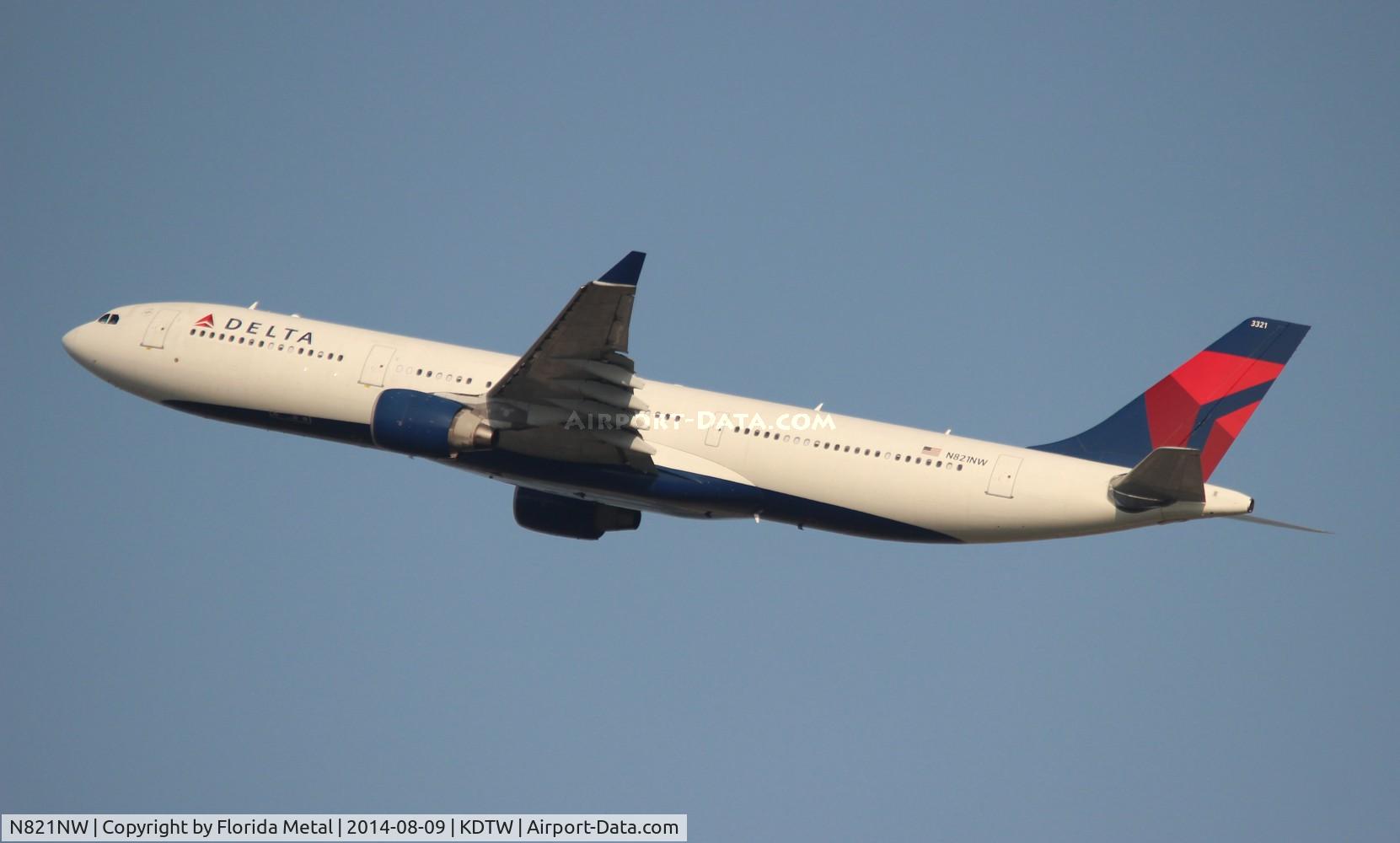 N821NW, 2007 Airbus A330-323 C/N 0865, DTW spotting 2014