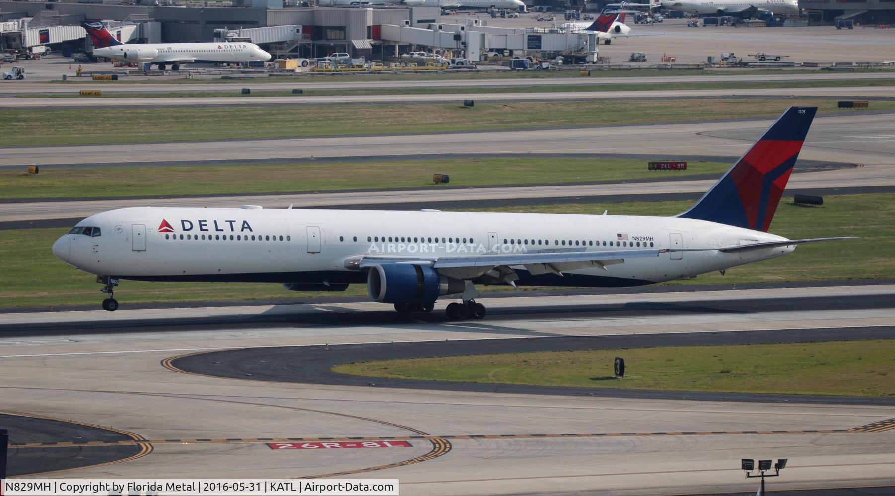 N829MH, 2000 Boeing 767-432/ER C/N 29700, ATL spotting 2016