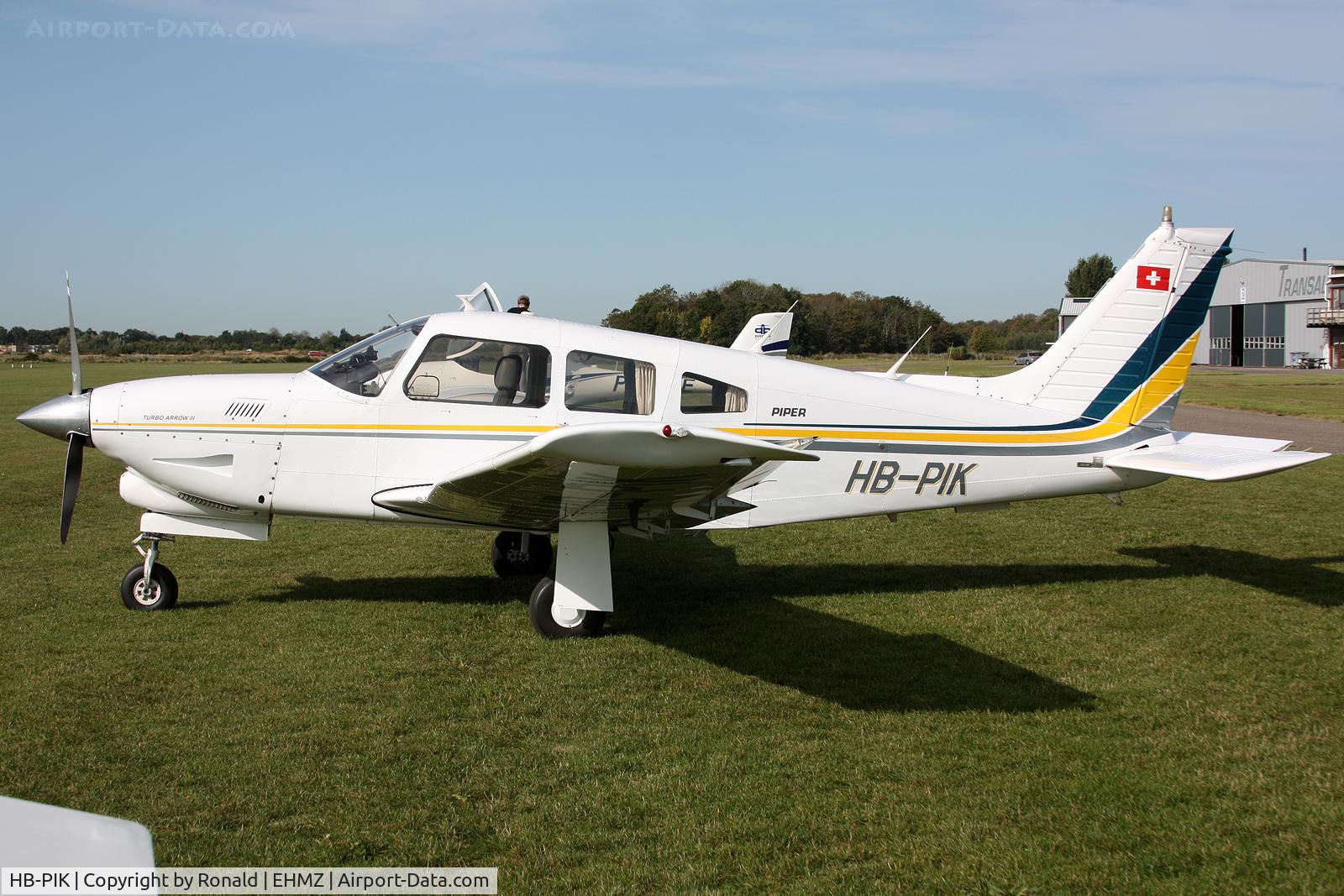 HB-PIK, 1978 Piper PA-28R-201T Cherokee Arrow III C/N 28R-7803343, at ehmz