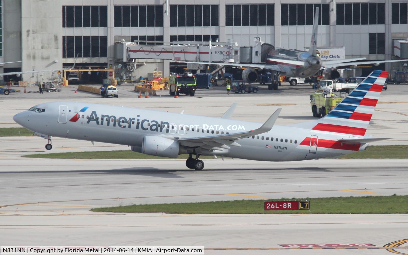 N831NN, 2010 Boeing 737-823 C/N 33211, MIA spotting 2014