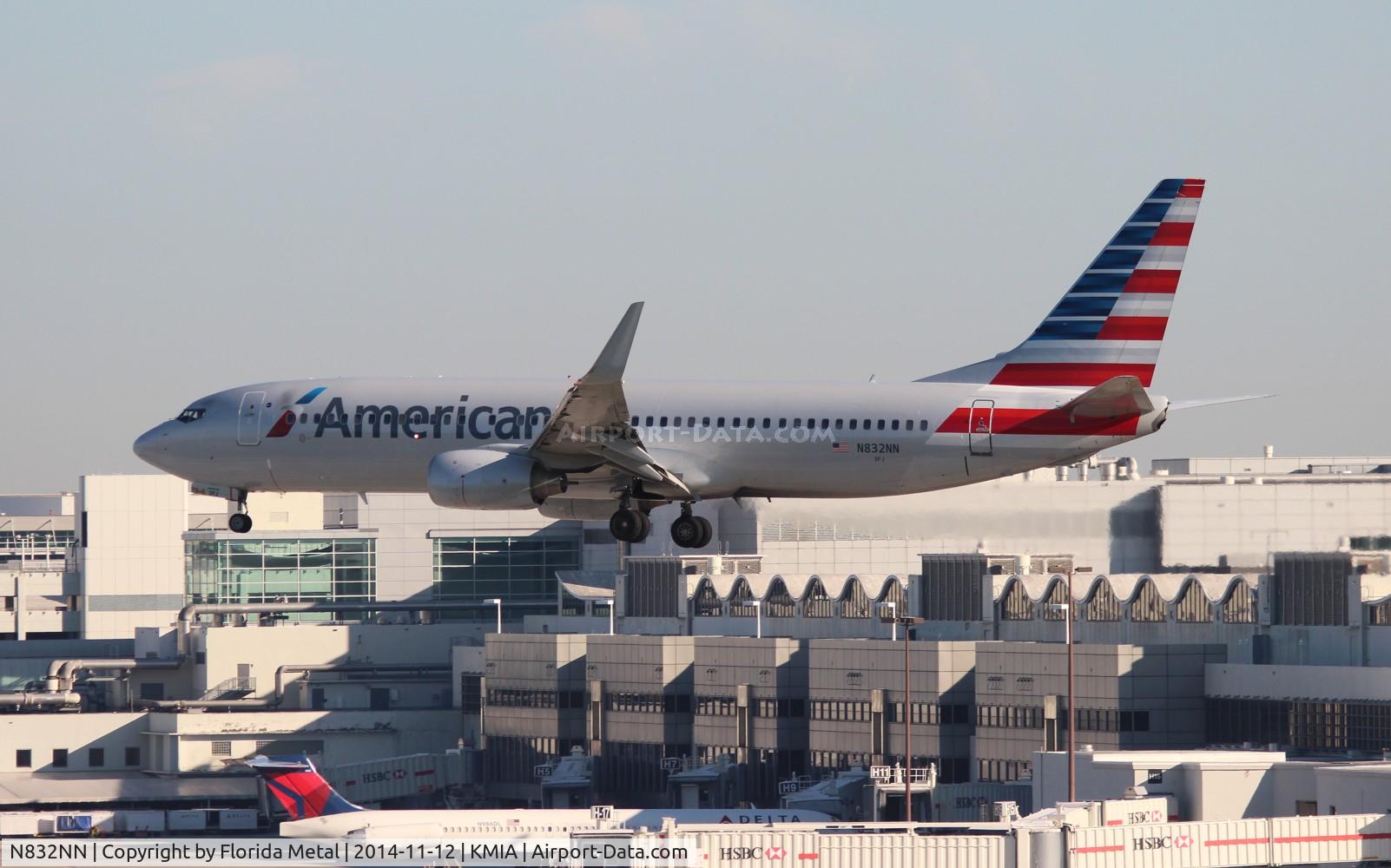 N832NN, 2010 Boeing 737-823 C/N 33521, MIA spotting 2014