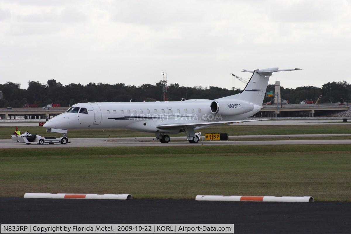 N835RP, 2003 Embraer ERJ-135LR (EMB-135LR) C/N 145702, NBAA ORL 2009