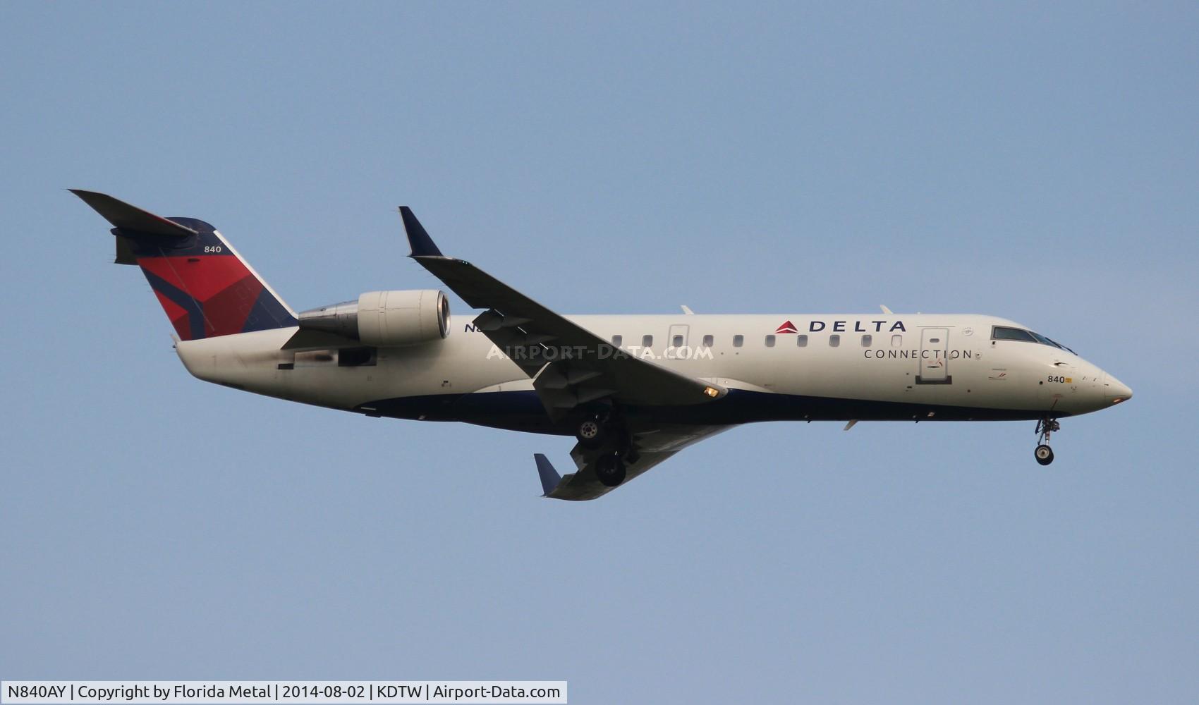 N840AY, 2005 Bombardier CRJ-200 (CL-600-2B19) C/N 8040, DTW spotting 2014