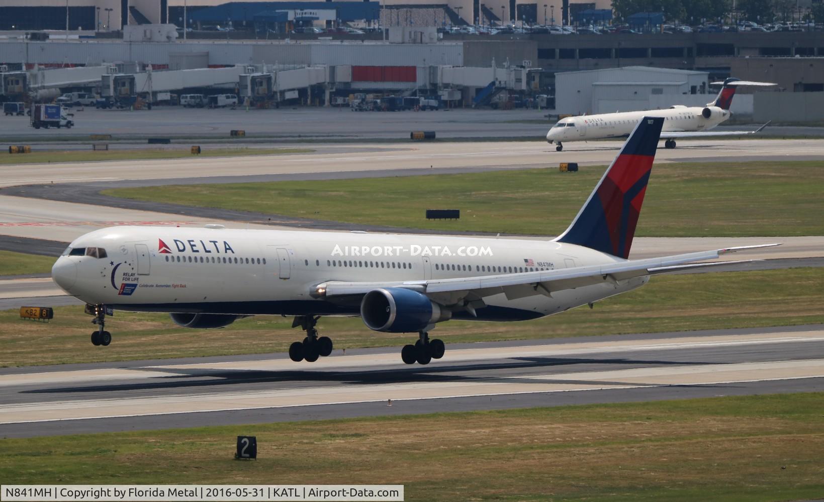 N841MH, 2001 Boeing 767-432/ER C/N 29714, ATL spotting 2016