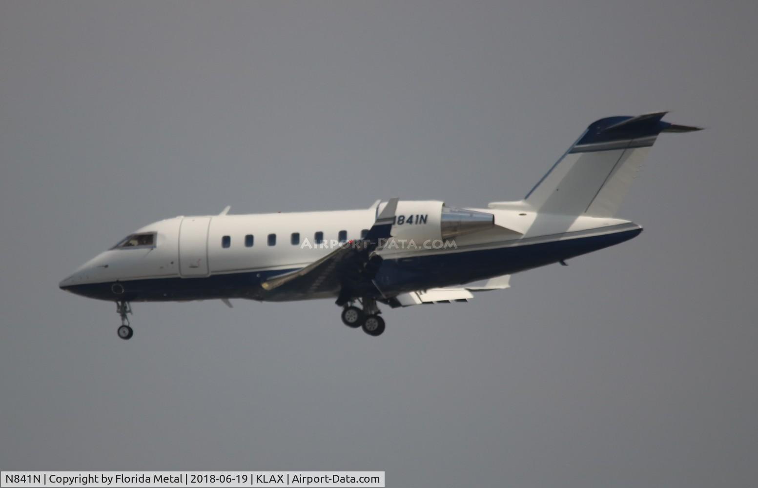 N841N, 2016 Bombardier CL-600-2B16 Challenger 650 C/N 6086, LAX spotting 2018