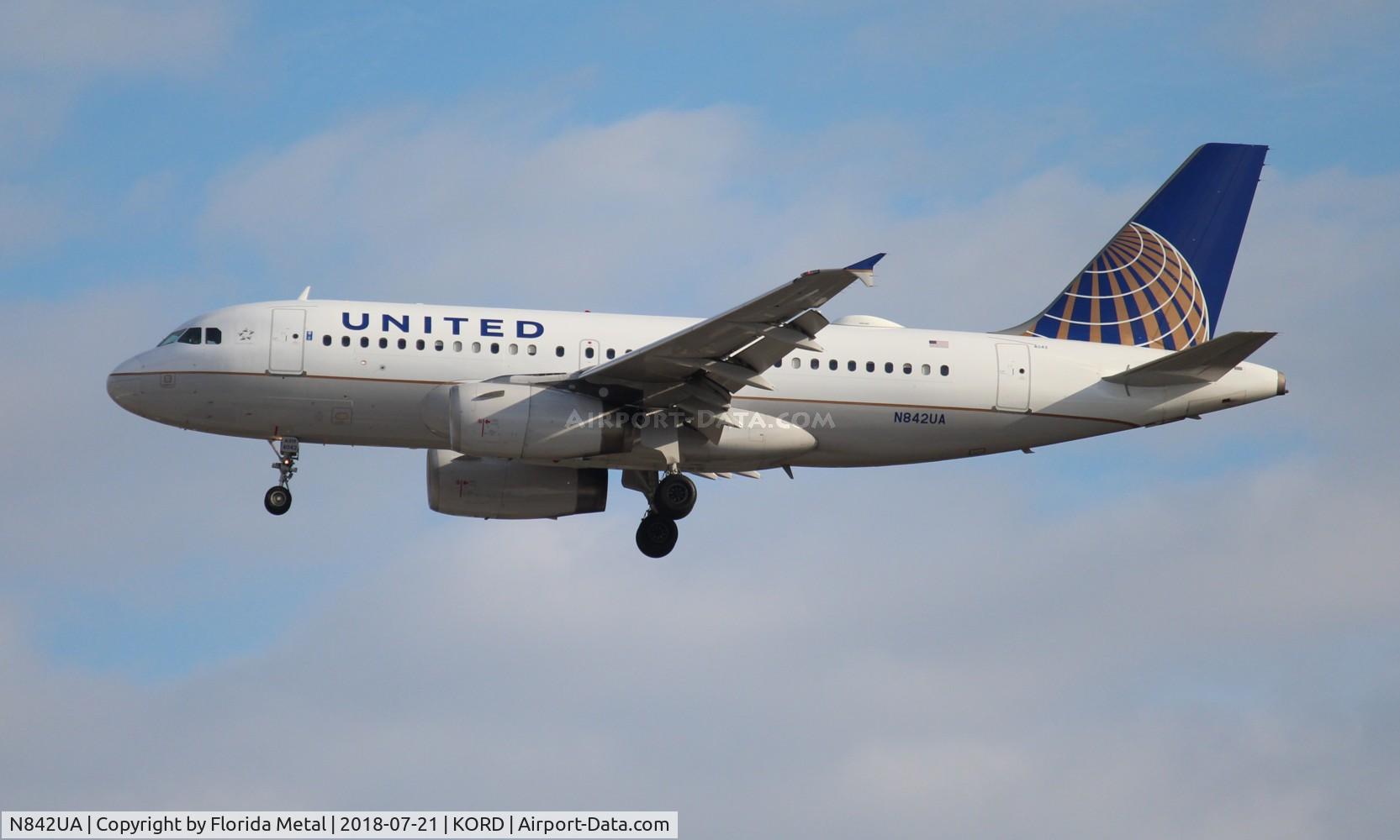 N842UA, 2001 Airbus A319-131 C/N 1569, ORD spotting 2018