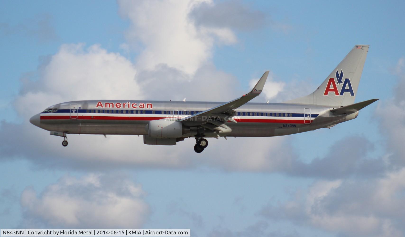 N843NN, 2010 Boeing 737-823 C/N 30906, MIA spotting 2014