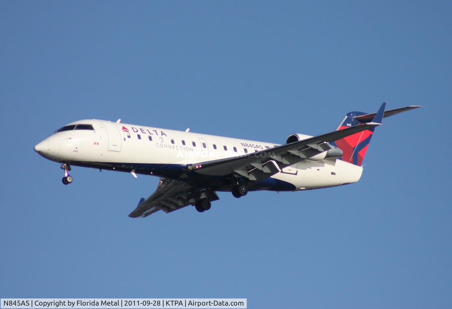 N845AS, 1999 Bombardier CRJ-200ER (CL-600-2B19) C/N 7324, TPA spotting 2011