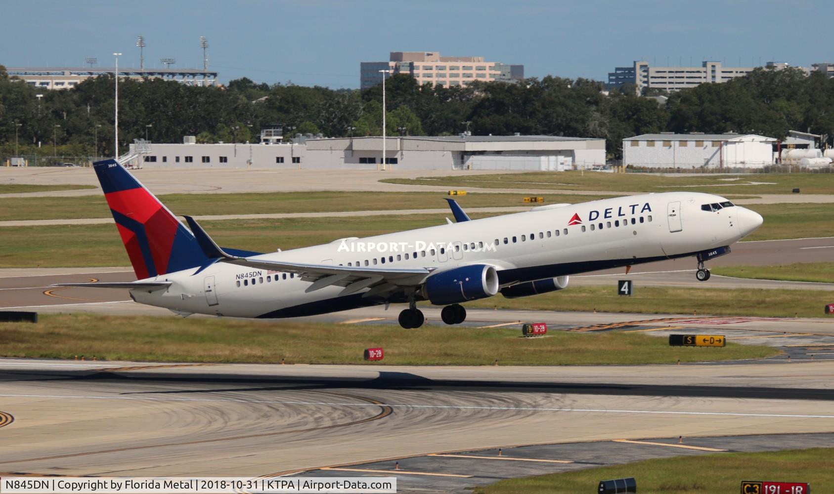 N845DN, 2015 Boeing 737-932/ER C/N 31956, TPA spotting 2018