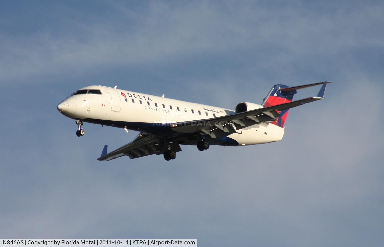 N846AS, 1999 Bombardier CRJ-200ER (CL-600-2B19) C/N 7328, TPA spotting 2011
