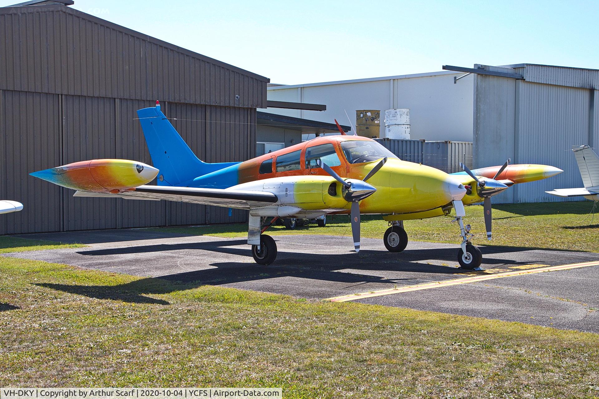 VH-DKY, 1965 Cessna 310J C/N 310J0180, Coffs Harbour Aero Club open day 2020