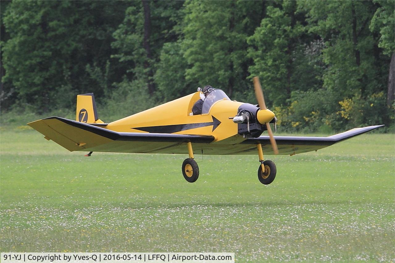 91-YJ, Jodel D-9 Bebe C/N Not found F91-YJ, Jodel D-9 Bebe, Landing, La Ferté-Alais airfield (LFFQ) Airshow 2015