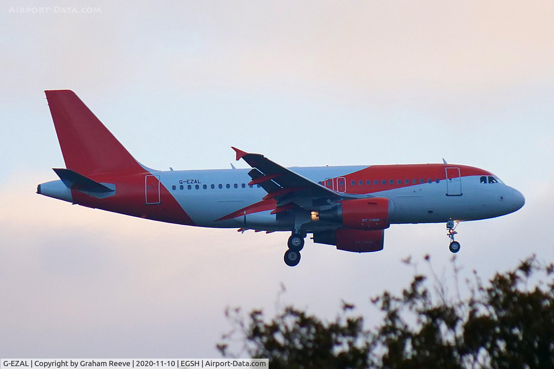 G-EZAL, 2006 Airbus A319-111 C/N 2754, On approach to Norwich over Beeston.