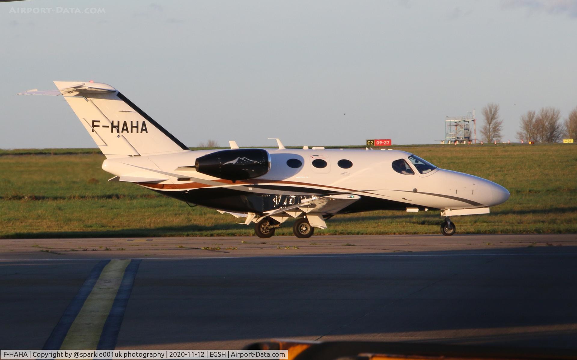 F-HAHA, 2012 Cessna 510 Citation Mustang Citation Mustang C/N 510-0405, Departing NWI