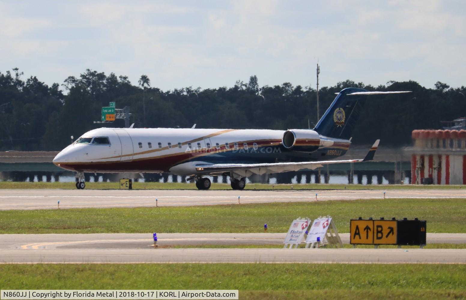 N860JJ, 2001 Bombardier CRJ-200ER (CL-600-2B19) C/N 7471, NBAA ORL 2018