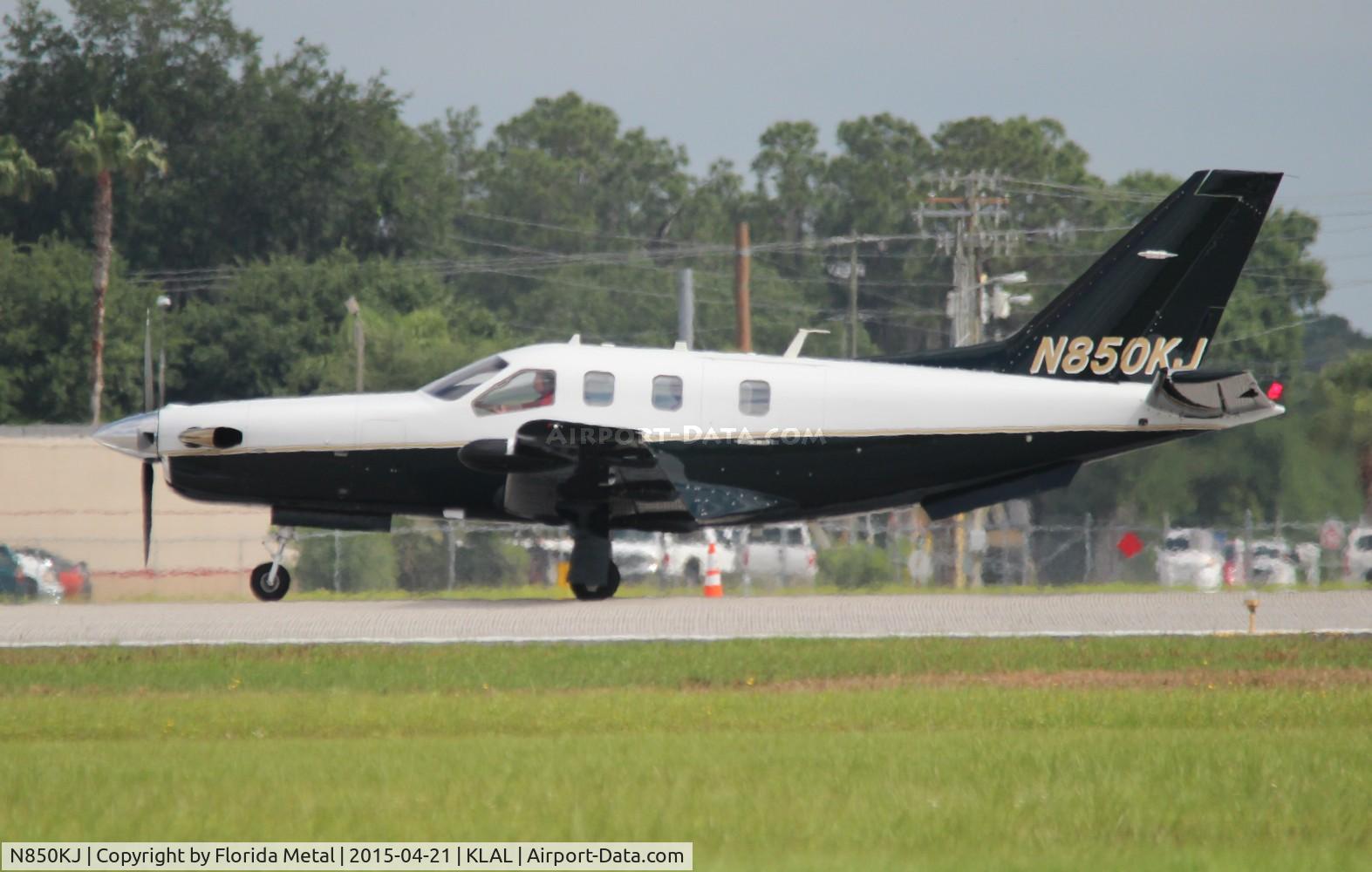 N850KJ, 2013 Socata TBM-700 C/N 659, SNF LAL 2015