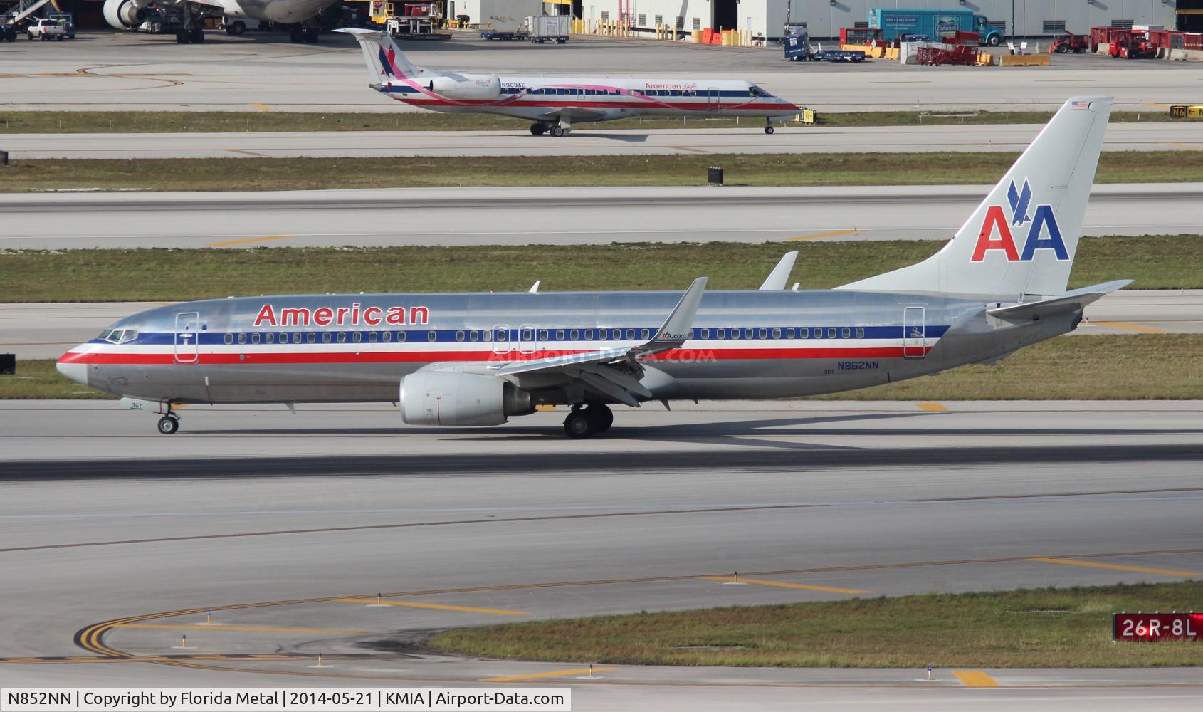 N852NN, 2010 Boeing 737-823 C/N 40581, MIA spotting 2014