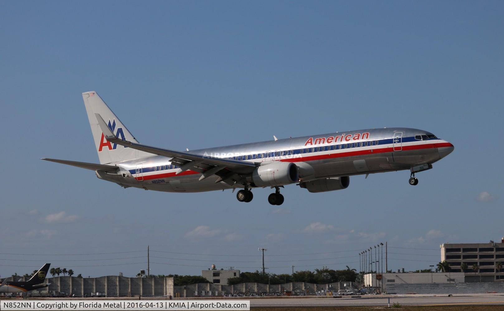 N852NN, 2010 Boeing 737-823 C/N 40581, MIA spotting 2016