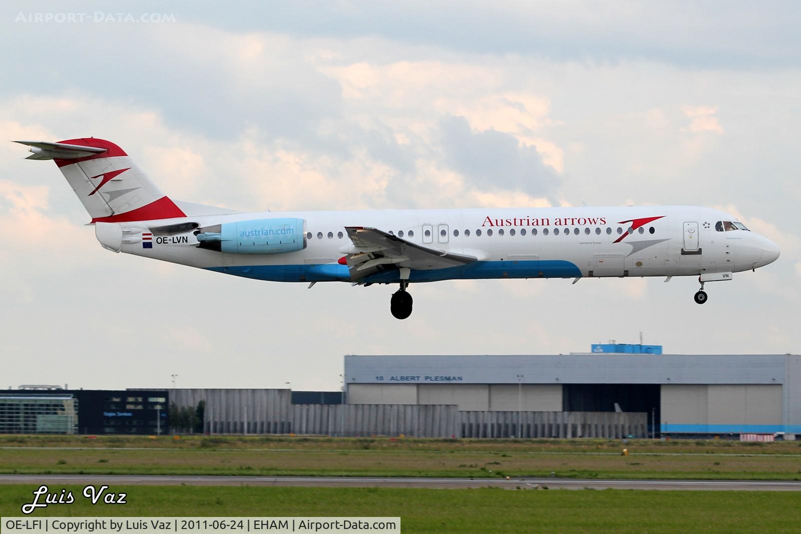 OE-LFI, 1995 Fokker 70 (F-28-0070) C/N 11529, Austrian arrows
