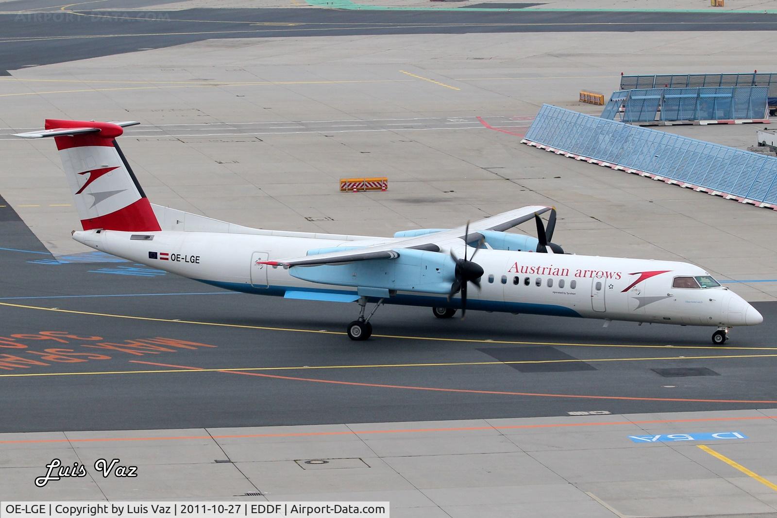 OE-LGE, 2001 De Havilland Canada DHC-8-402Q Dash 8 C/N 4042, Austrian arrows