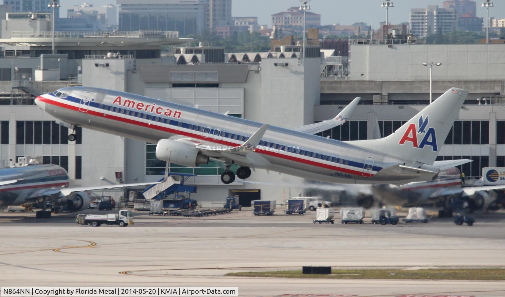 N864NN, 2010 Boeing 737-823 C/N 31111, MIA spotting 2014