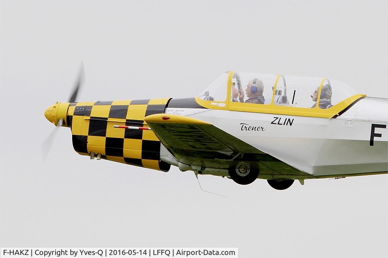 F-HAKZ, Zlin Z-526 Trener Master C/N 1322, Zlin Z-526 Trener Master, Take off, La Ferté-Alais (LFFQ) air show 2016