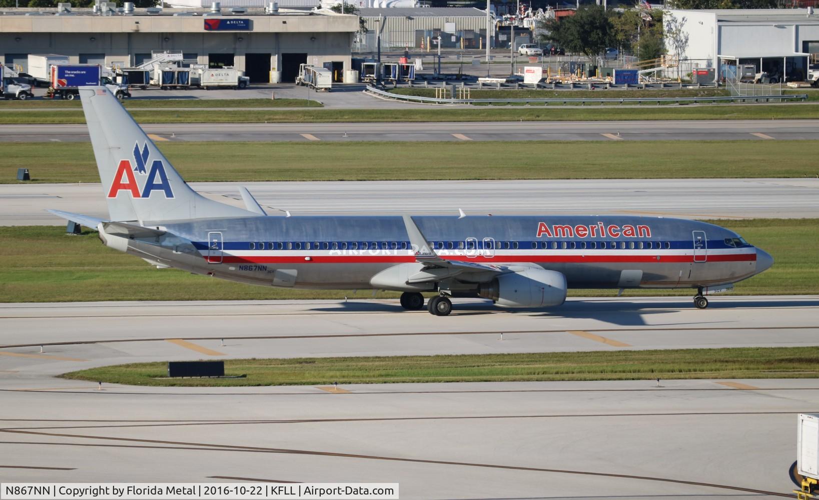 N867NN, 2011 Boeing 737-823 C/N 40762, FLL spotting 2016