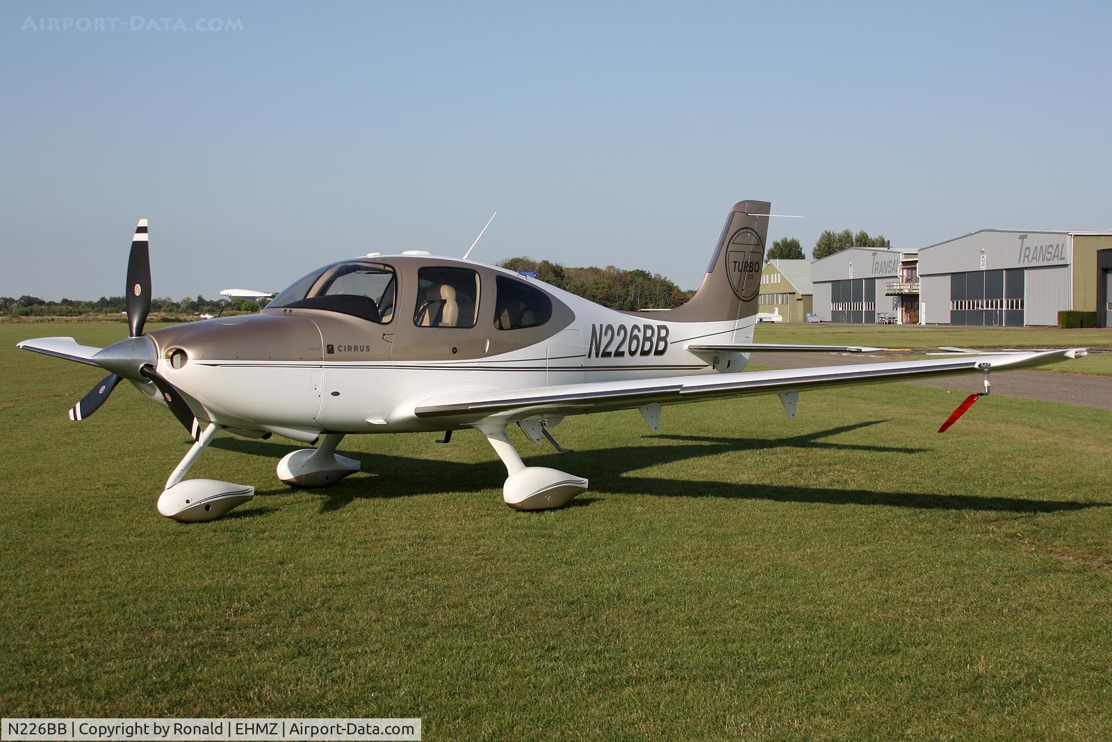N226BB, Cirrus SR22 C/N 3426, at ehmz