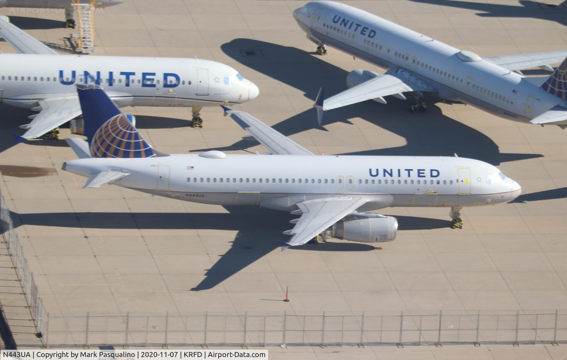 N443UA, 1998 Airbus A320-232 C/N 820, Airbus A320-232