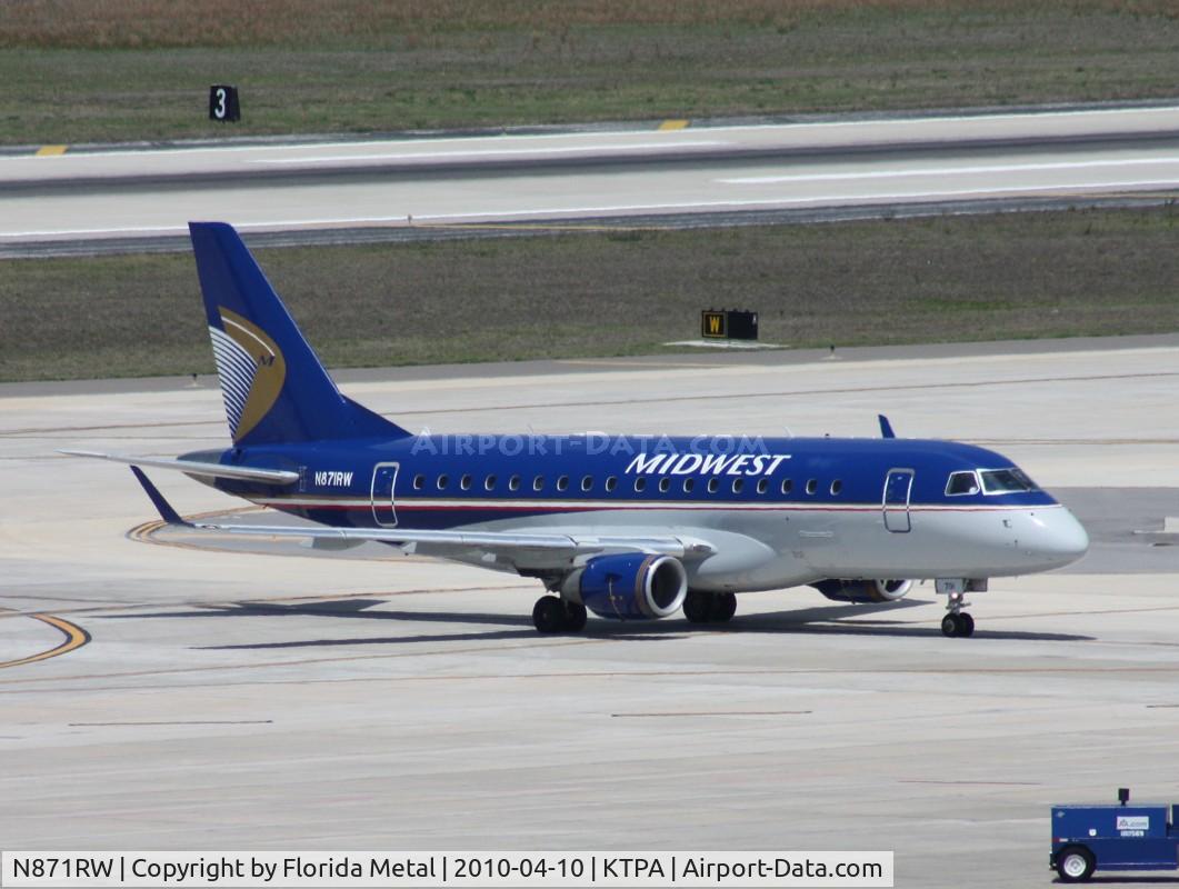 N871RW, 2006 Embraer 170SU (ERJ-170-100SU) C/N 17000140, TPA spotting 2010