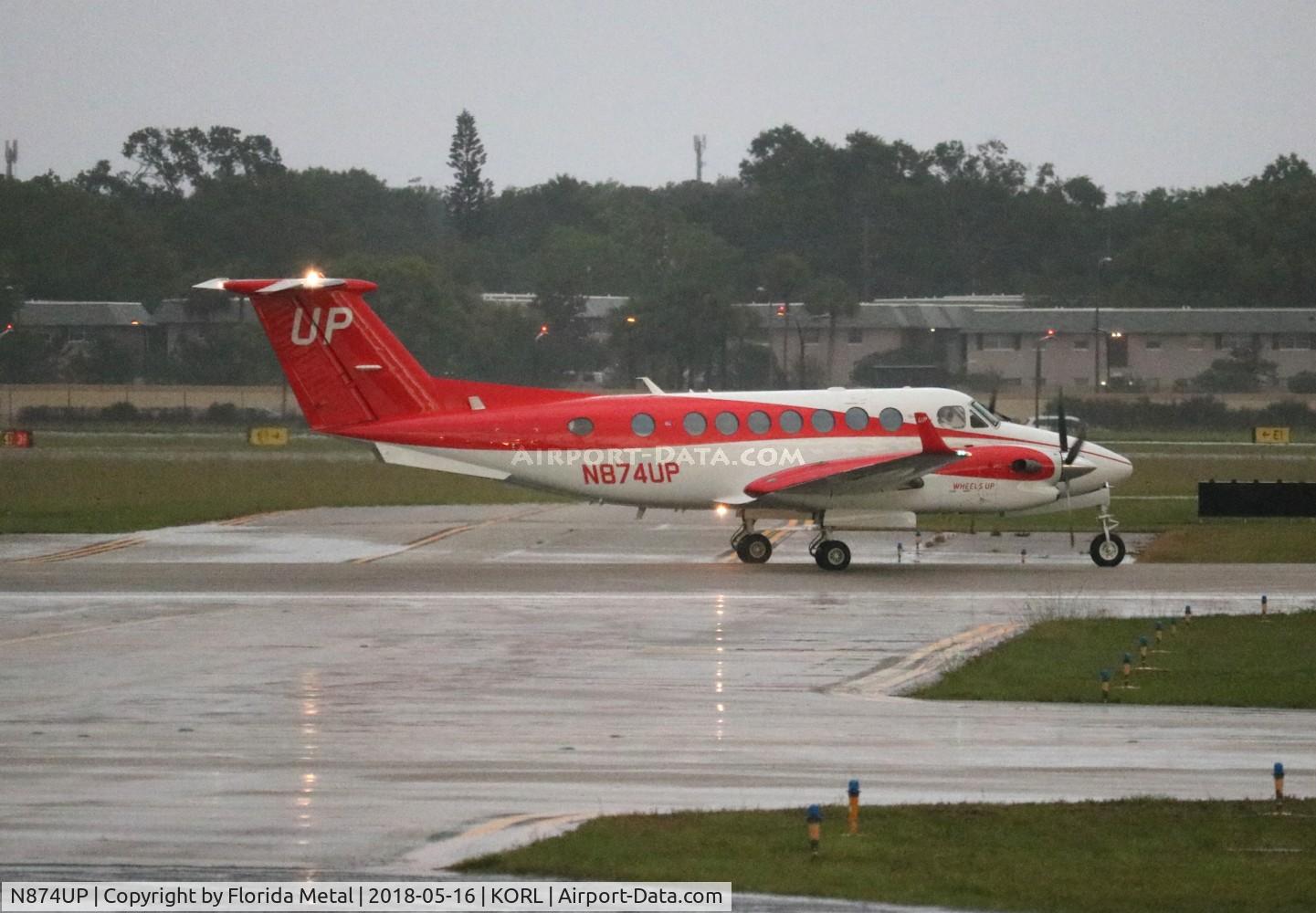 N874UP, 2017 Beechcraft 350 King Air (B300) C/N FL-1119, ORL spotting 2018