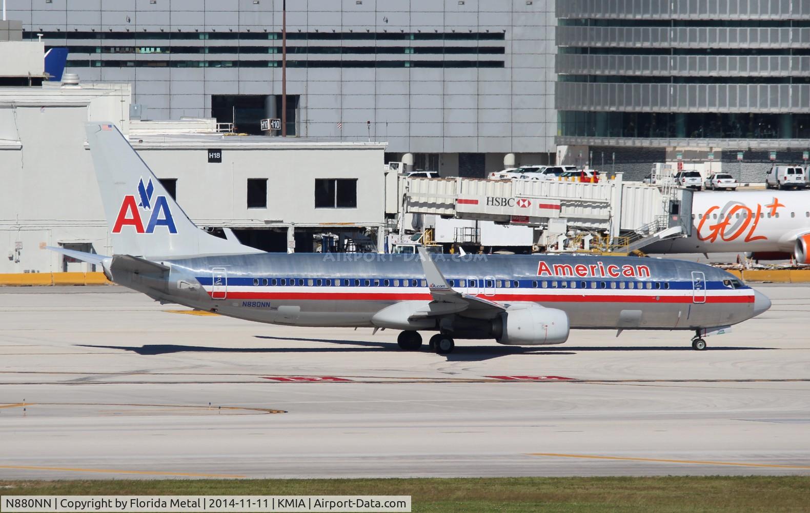 N880NN, 2011 Boeing 737-823 C/N 40769, MIA spotting 2014