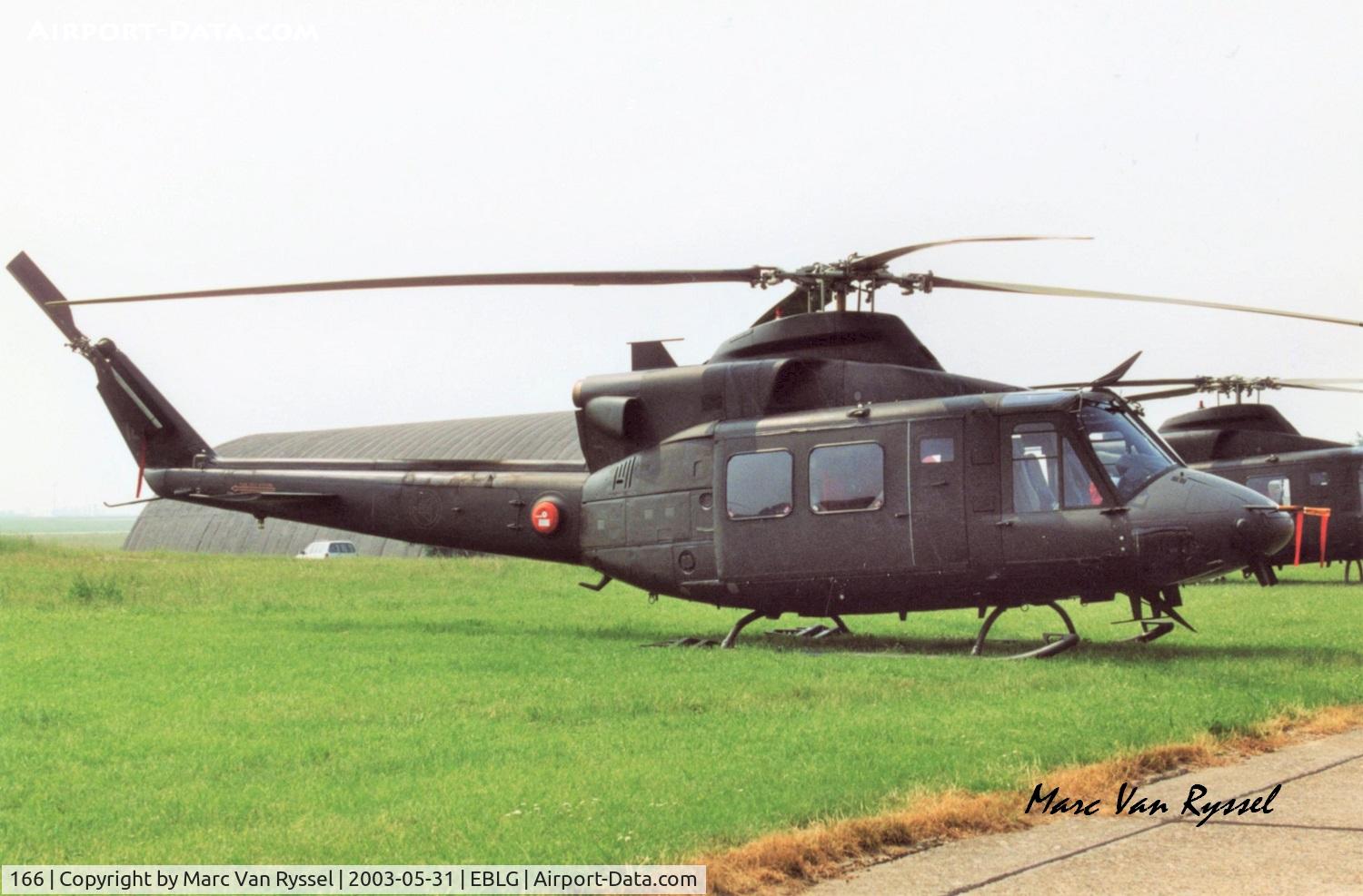 166, 1989 Bell 412SP C/N 33166, Heli-Days at Bierset. Together with 165.