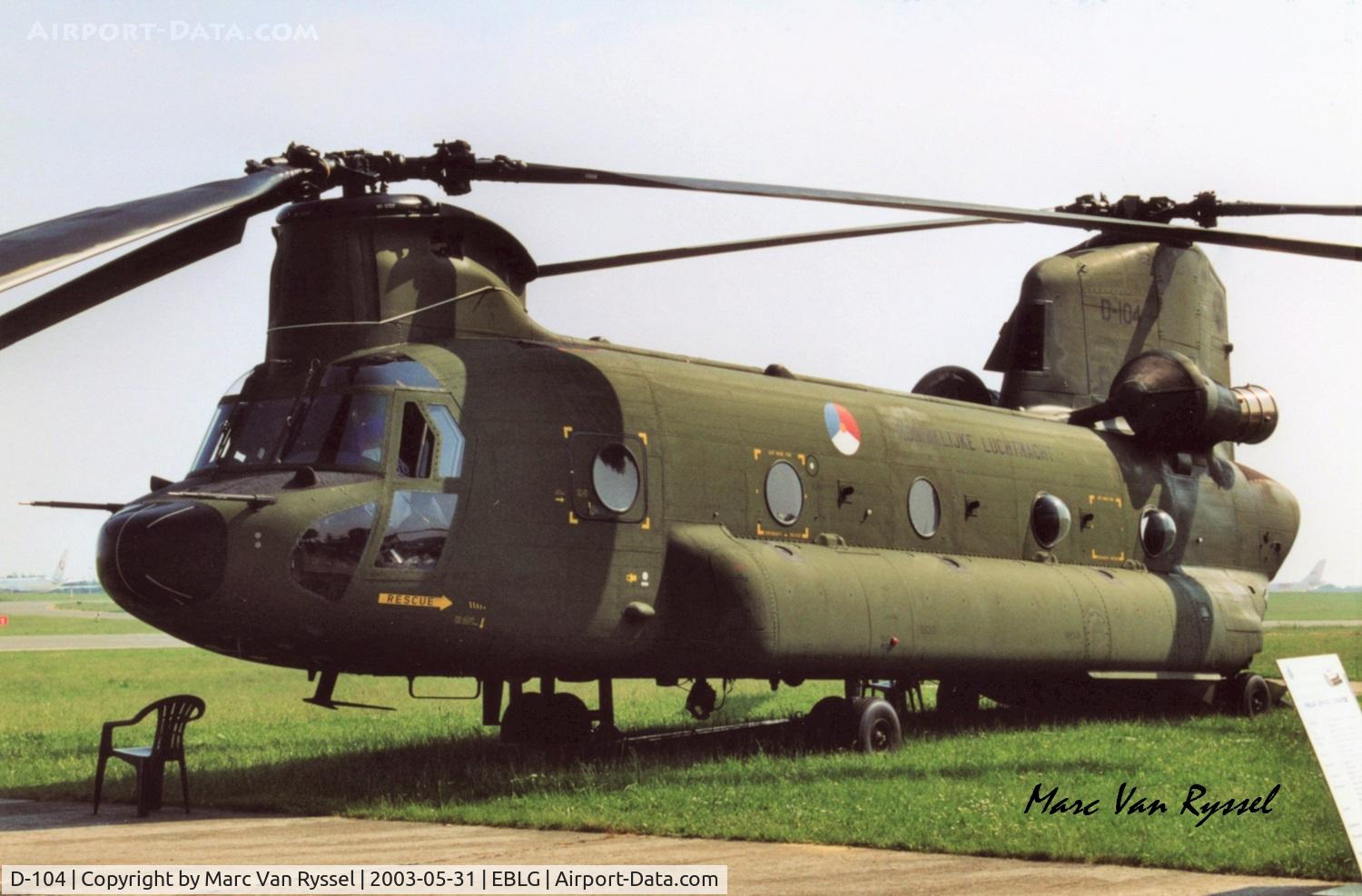D-104, Boeing CH-47D Chinook C/N M.4104, At Heli-Days Bierset.