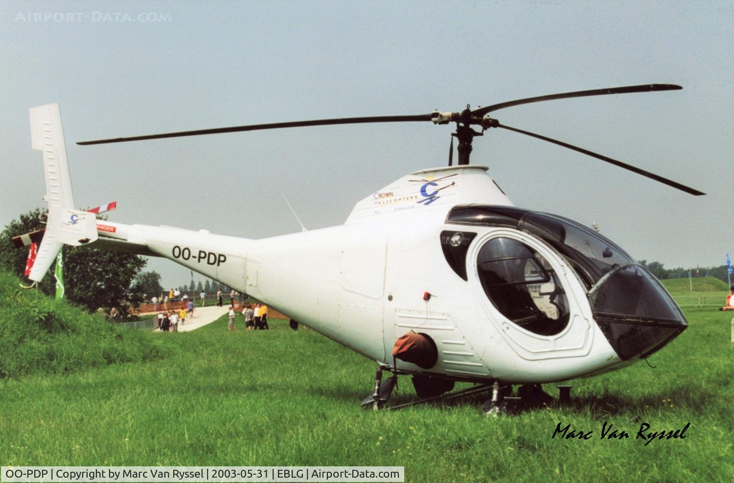 OO-PDP, 1995 Schweizer 269D C/N 0010, Heli-days at Bierset.