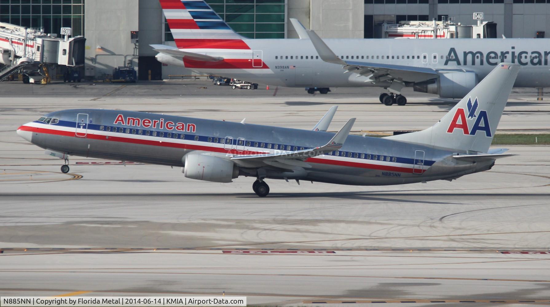 N885NN, Boeing 737-823 C/N 31139, MIA spotting 2014